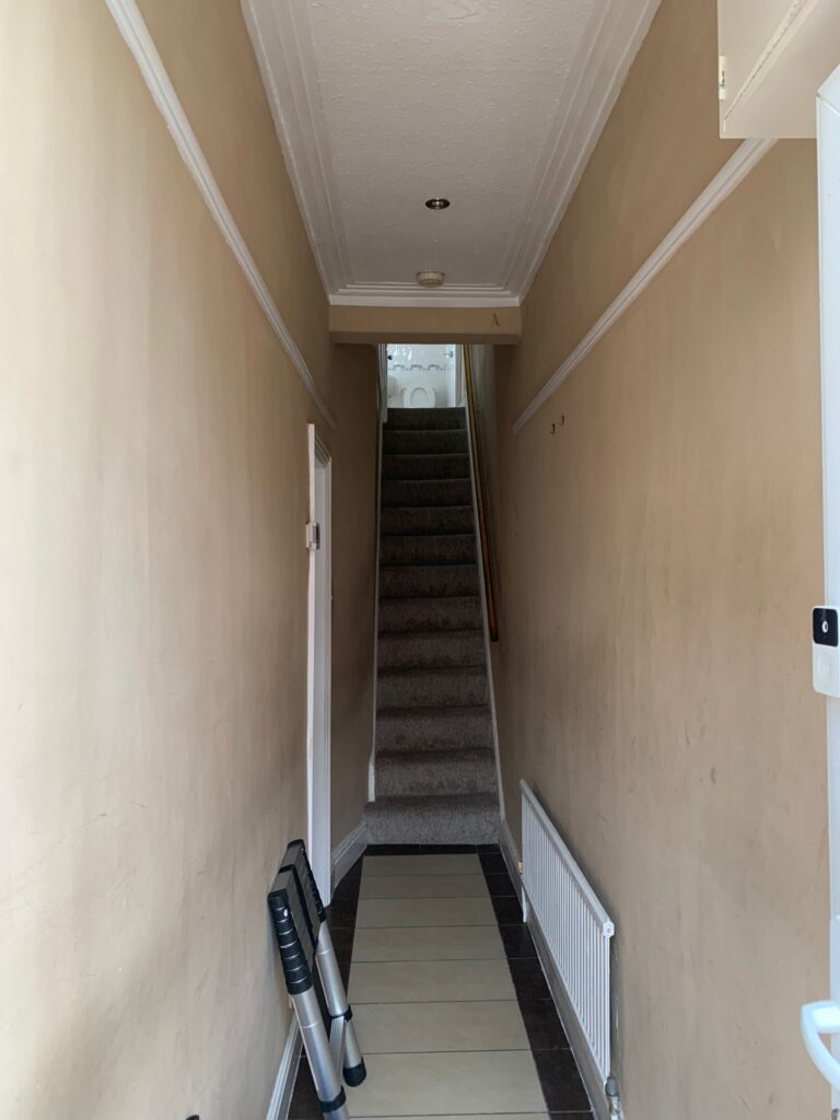 Hall Stairs & Landing Painting Guide 2 Hall Stairs & Landing Painting Guide