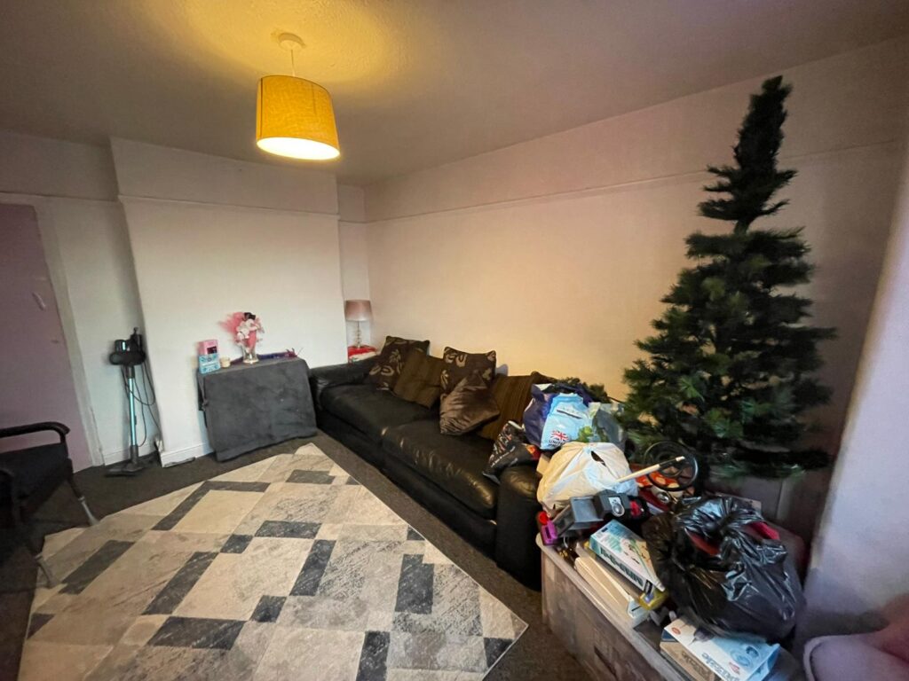 How Much Does It Cost to Paint a House in Manchester? Complete 2026 Price Guide 3 cost to paint a house in Manchester